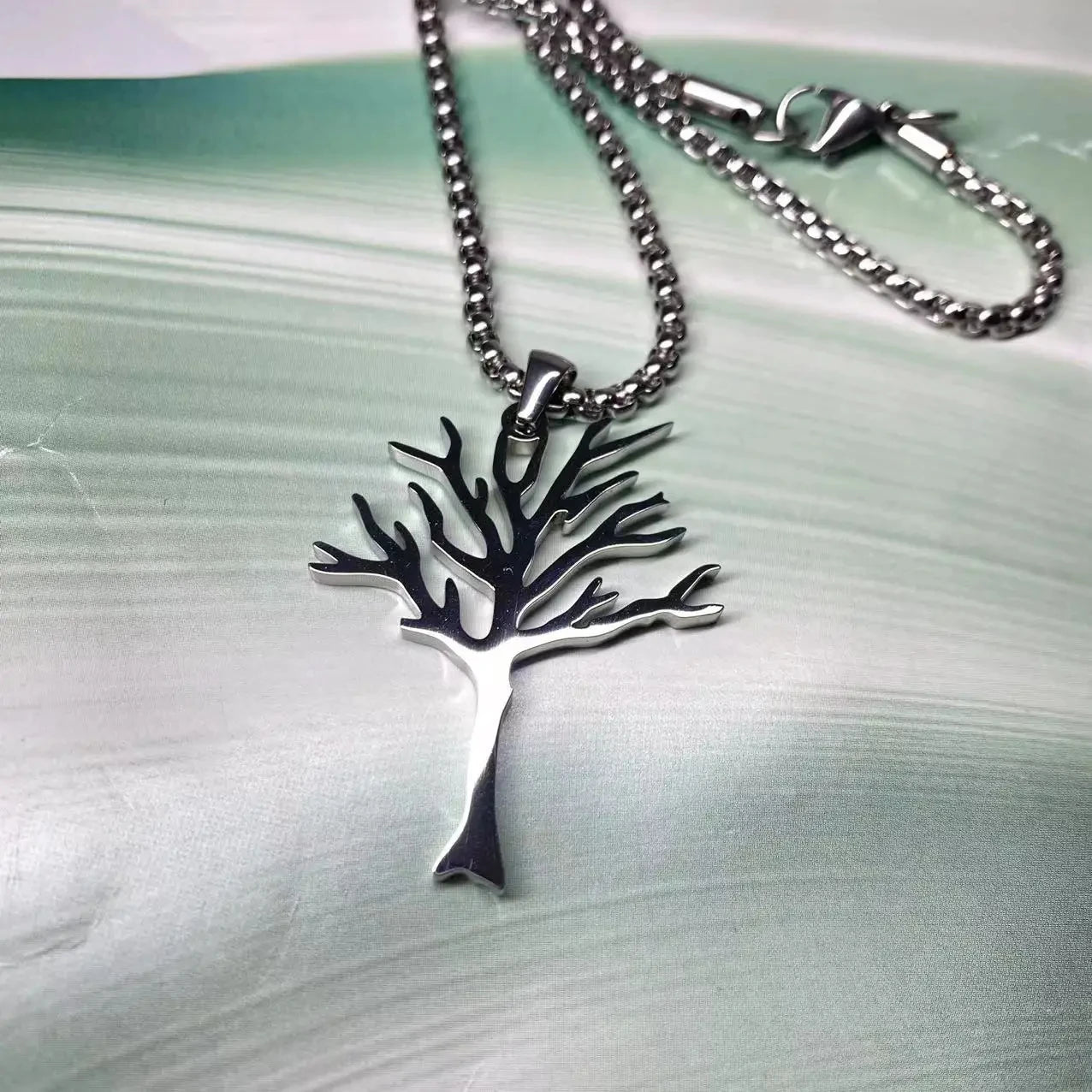 XXXTentacion Poison Tree Necklace